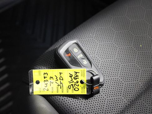 Used 2023 Volkswagen ID.4 Pro S AWD/4WD image 16