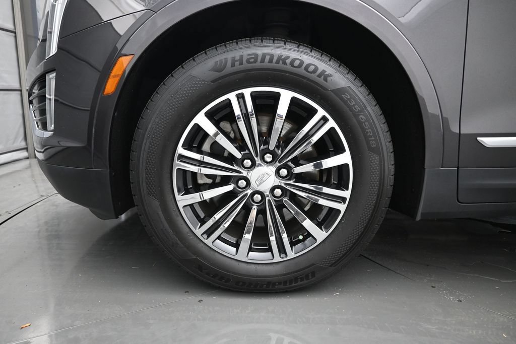 Used 2017 Cadillac XT5 Luxury w/ Driver Awareness Package FWD image 34