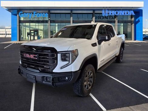 Used 2025 GMC Sierra 1500 AT4X AWD/4WD image 4