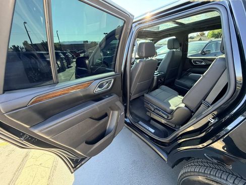 Used 2023 Chevrolet Tahoe High Country AWD/4WD image 23