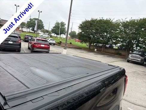 Used 2022 GMC Sierra 1500 AT4 w/ AT4 Premium Package AWD/4WD image 15