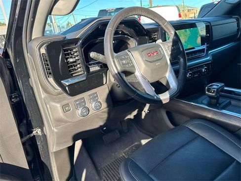 Used 2022 GMC Sierra 1500 SLT image 22