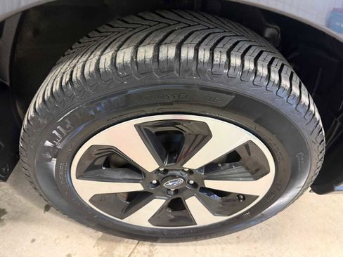 Used 2018 Subaru Forester 2.5i Premium AWD/4WD image 12