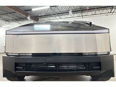Used 2025 Tesla Cybertruck Cyberbeast AWD/4WD image 3