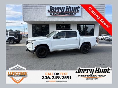 Used 2023 Nissan Frontier SV w/ Midnight Edition Package