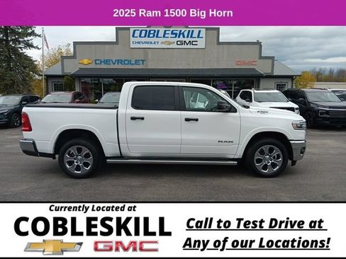 Used 2025 RAM 1500 Big Horn AWD/4WD image 2
