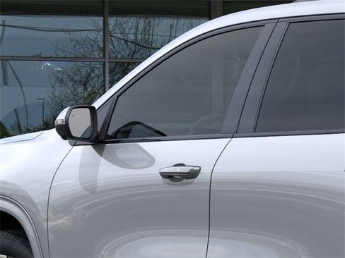 New 2026 GMC Acadia Denali Ultimate w/ LPO, Floor Liner Package image 12