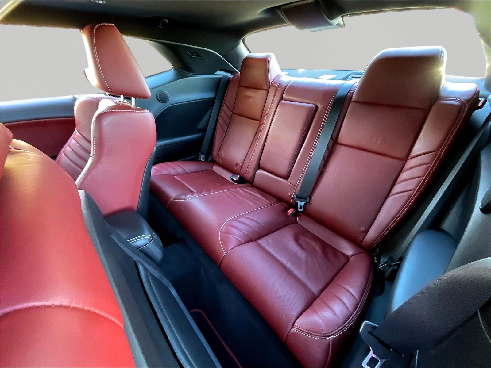 Used 2018 Dodge Challenger SRT Hellcat RWD image 22