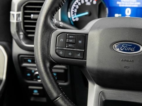 Used 2022 Ford F150 XLT w/ Equipment Group 302A High image 39