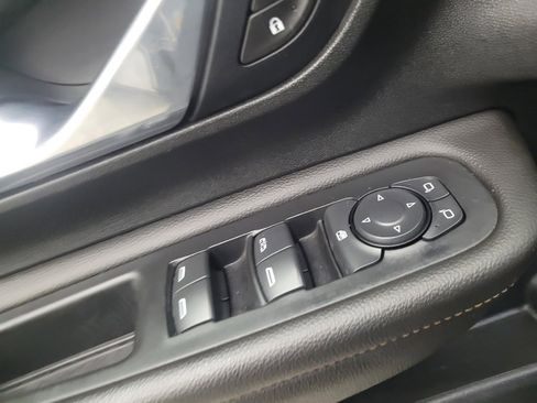 Used 2021 GMC Terrain SLT image 27