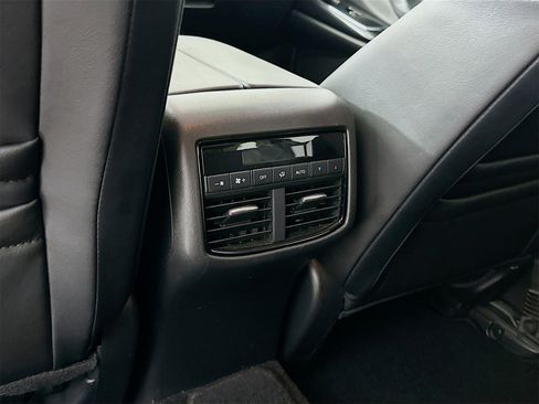 Used 2018 MAZDA CX-9 Touring w/ Touring Premium Package image 29