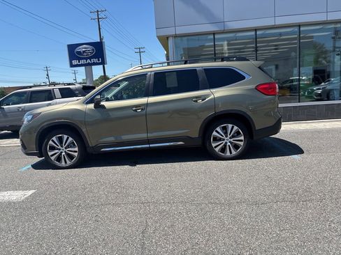 Used 2022 Subaru Ascent Limited w/ Technology Package AWD/4WD image 10