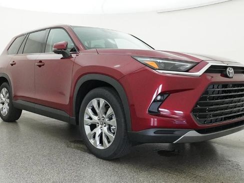 New 2026 Toyota Grand Highlander FWD image 29
