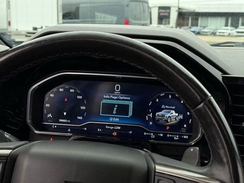 Used 2022 Chevrolet Silverado 1500 High Country w/ High Country Premium Package image 8