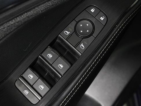 Certified 2023 Nissan Rogue SV FWD image 23