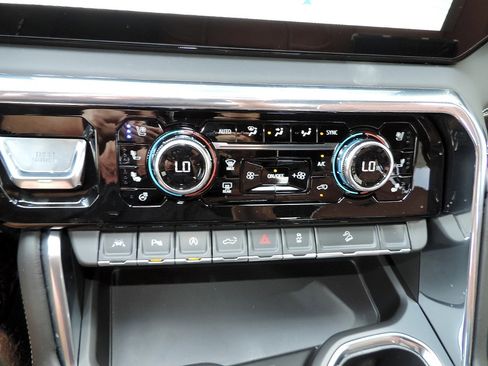 New 2026 GMC Sierra 1500 Denali Ultimate AWD/4WD image 25