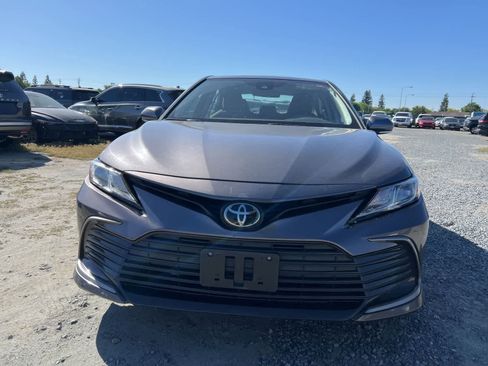 Used 2023 Toyota Camry LE image 2