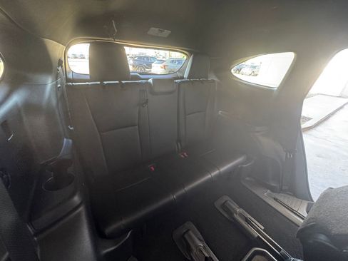 Used 2025 Toyota Highlander XSE AWD/4WD image 33