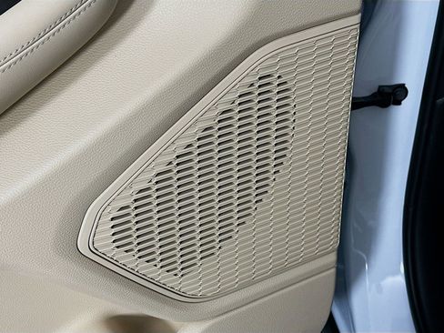 New 2025 Jeep Grand Cherokee Limited image 25