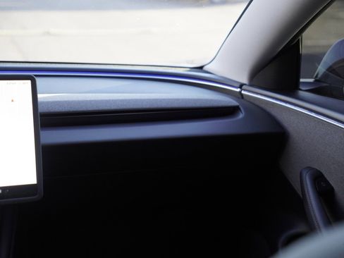 Used 2024 Tesla Model 3 Standard Range image 21