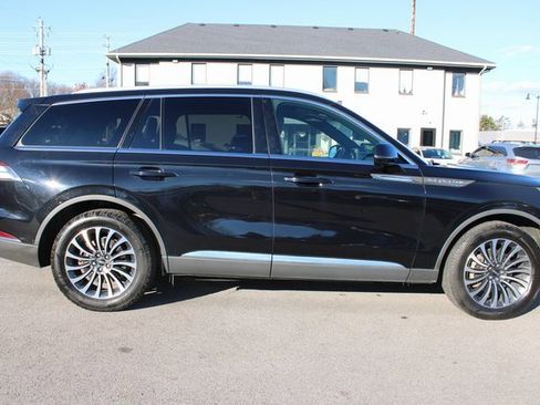 Used 2021 Lincoln Aviator Reserve w/ Elements Package Plus image 6