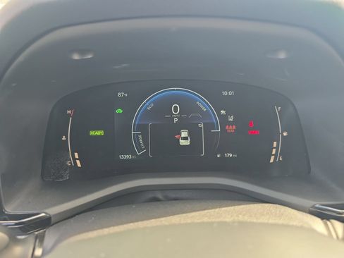 Used 2025 Toyota Camry LE FWD image 20