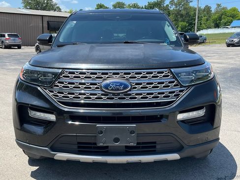 Used 2021 Ford Explorer Limited AWD/4WD image 2