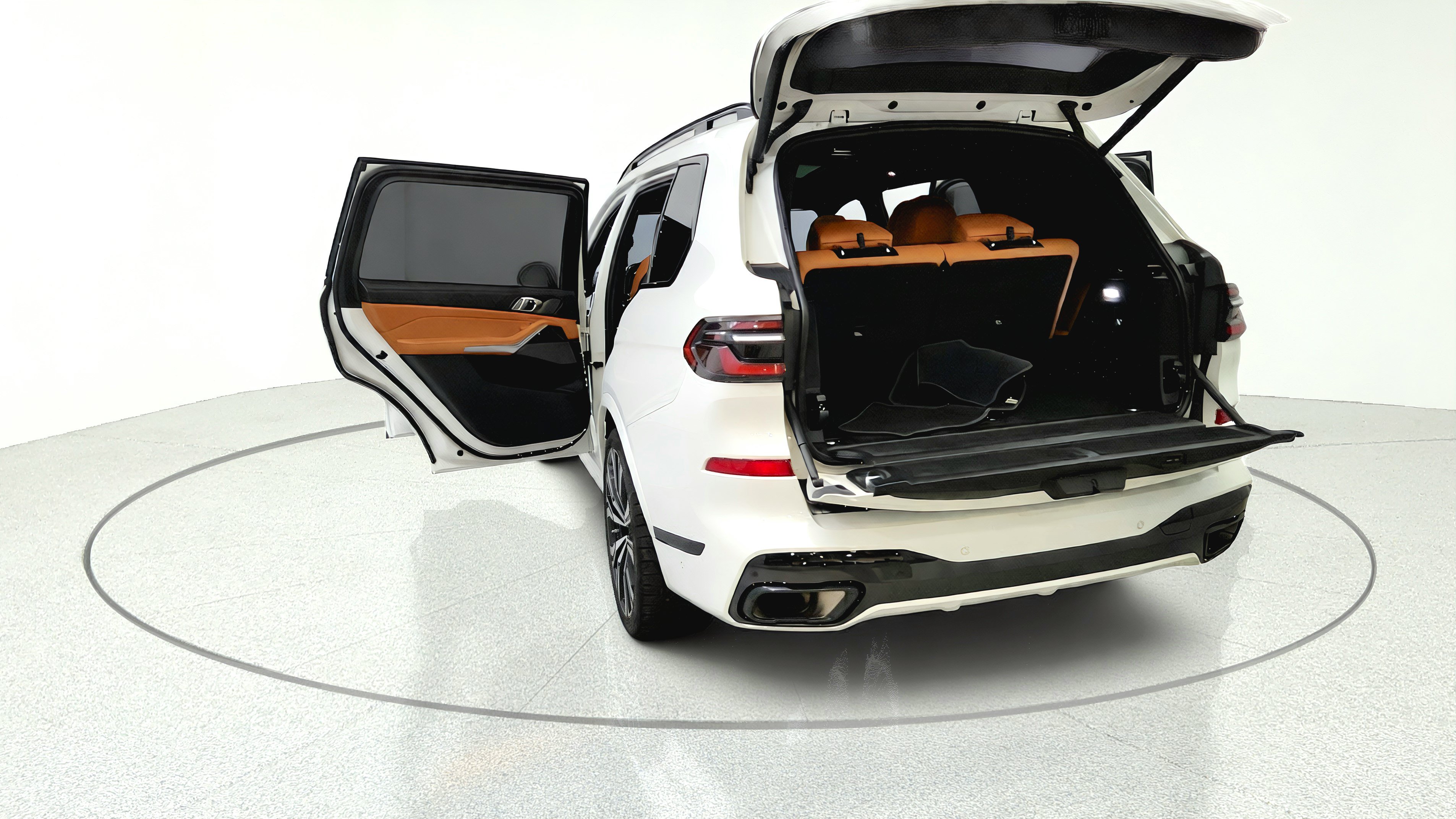 Used 2023 BMW X7 xDrive40i w/ M Sport Package AWD/4WD image 13
