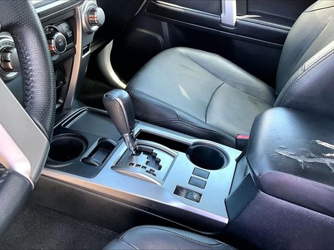 Used 2016 Toyota 4Runner SR5 RWD image 17