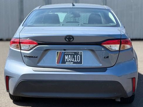 Used 2023 Toyota Corolla LE FWD image 4