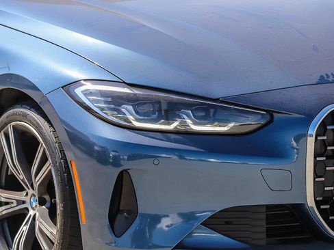 Used 2021 BMW 430i Coupe w/ Convenience Package RWD image 4