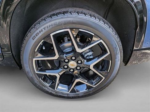 New 2026 Chevrolet Traverse High Country w/ LPO, Floor Liner Package image 9