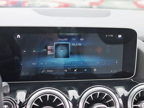 Used 2021 Mercedes-Benz GLA 35 AMG 4MATIC image 22