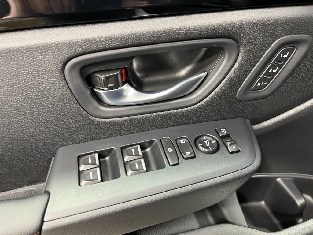 New 2026 Honda Pilot TrailSport image 18