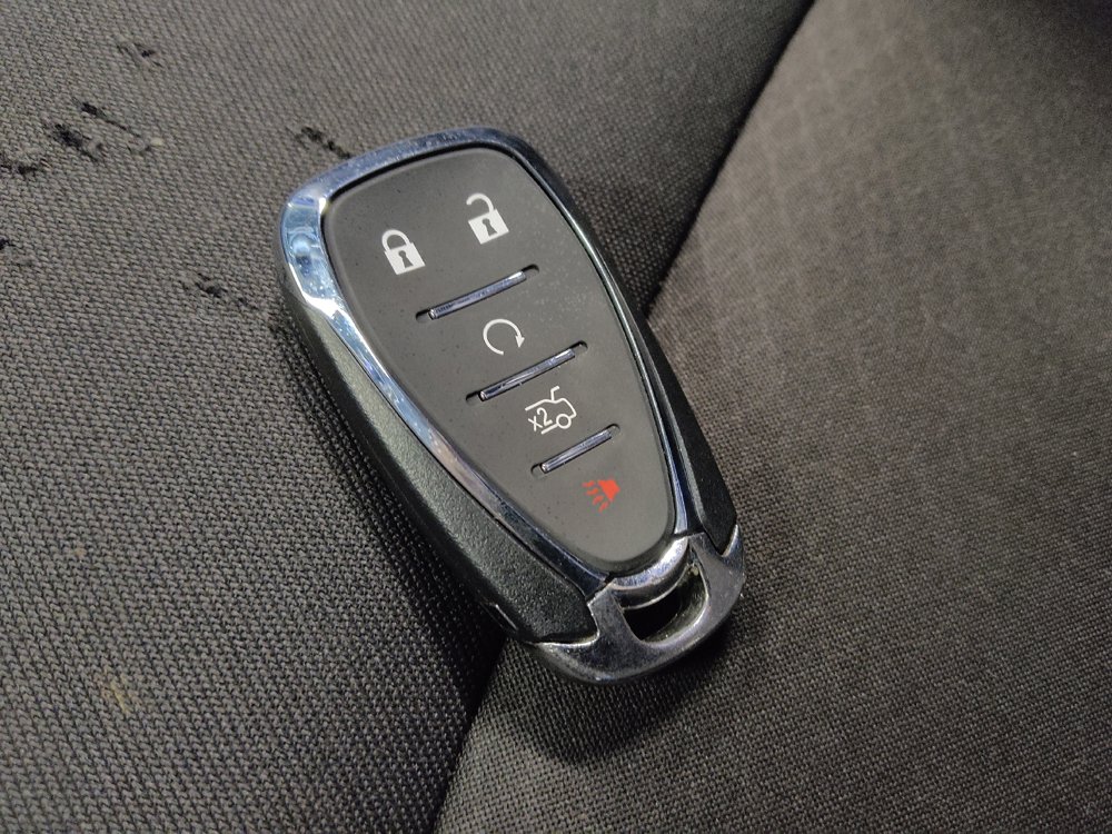 Used 2023 Chevrolet Malibu LT FWD image 32