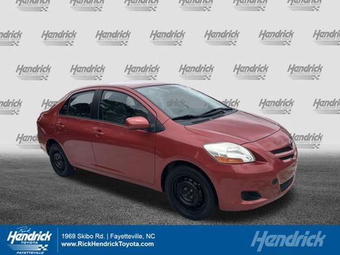 Used 2008 Toyota Yaris Sedan FWD image 1