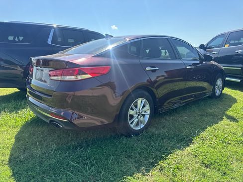 Used 2016 Kia Optima LX w/ LX Convenience Package FWD image 3