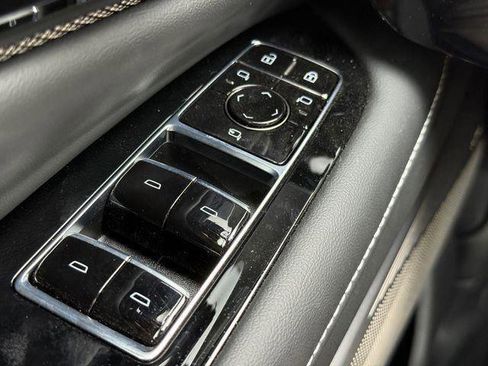 New 2025 Cadillac Optiq Sport 1 image 29