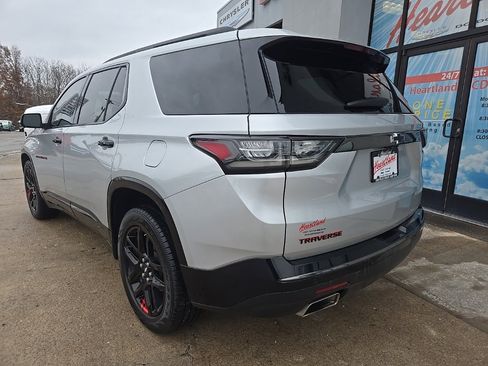 Used 2021 Chevrolet Traverse Premier w/ Redline Edition image 7