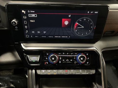 Used 2024 GMC Sierra 3500 Denali Ultimate image 9