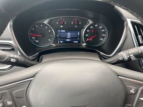 Used 2024 Chevrolet Equinox LT image 7