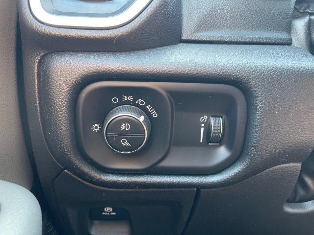 Used 2023 RAM 1500 Big Horn AWD/4WD image 24