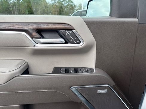 New 2026 GMC Sierra 1500 SLT image 21