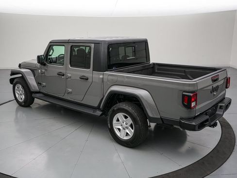 Used 2021 Jeep Gladiator Sport AWD/4WD image 7