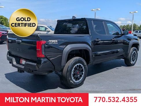 Certified 2024 Toyota Tacoma TRD Off-Road AWD/4WD image 3