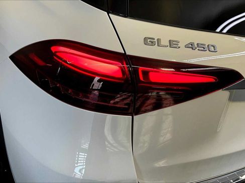 Certified 2024 Mercedes-Benz GLE 450 4MATIC image 27