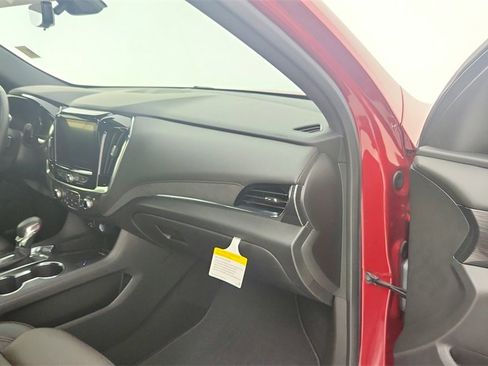 Certified 2023 Chevrolet Traverse High Country image 30