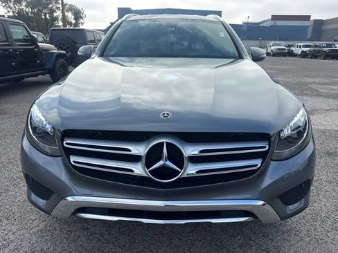 Used 2019 Mercedes-Benz GLC 300 image 2