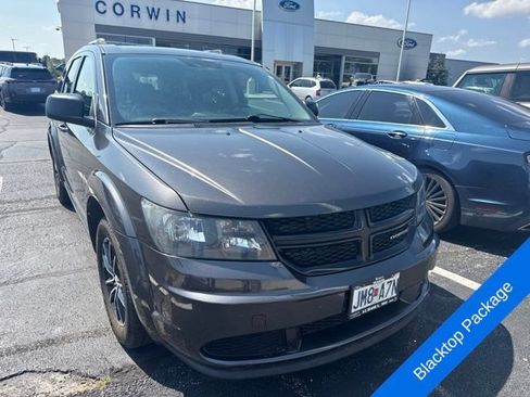 Used 2017 Dodge Journey SE w/ Flexible Seating Group FWD image 3