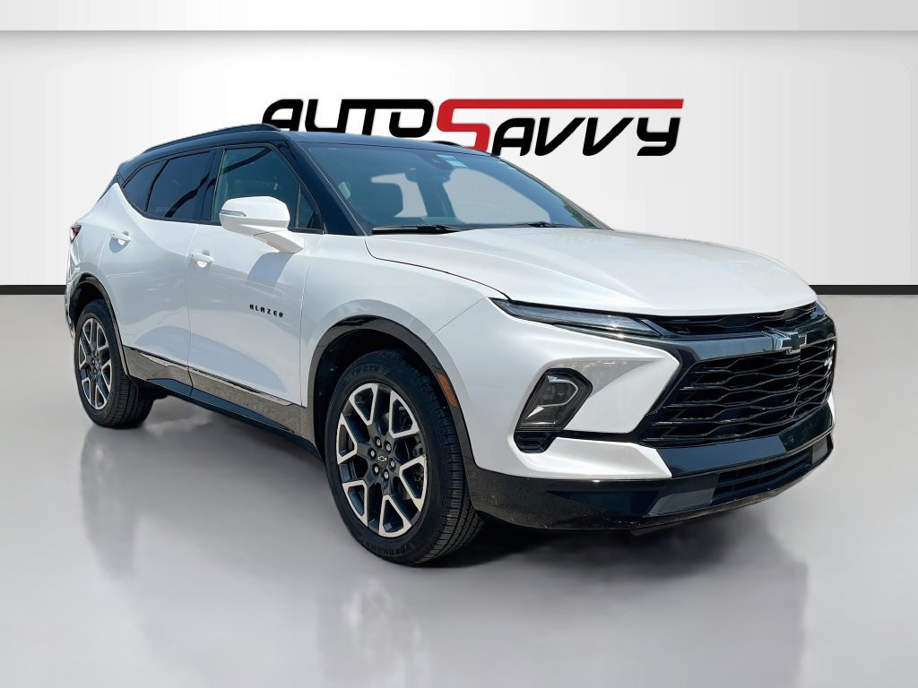 Used 2023 Chevrolet Blazer RS w/ Enhanced Convenience Package FWD image 1